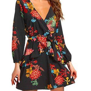 BRAND NEW Women's Mini Floral Dress With Belt